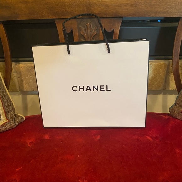 CHANEL Handbags - Chanel paper shopping bag